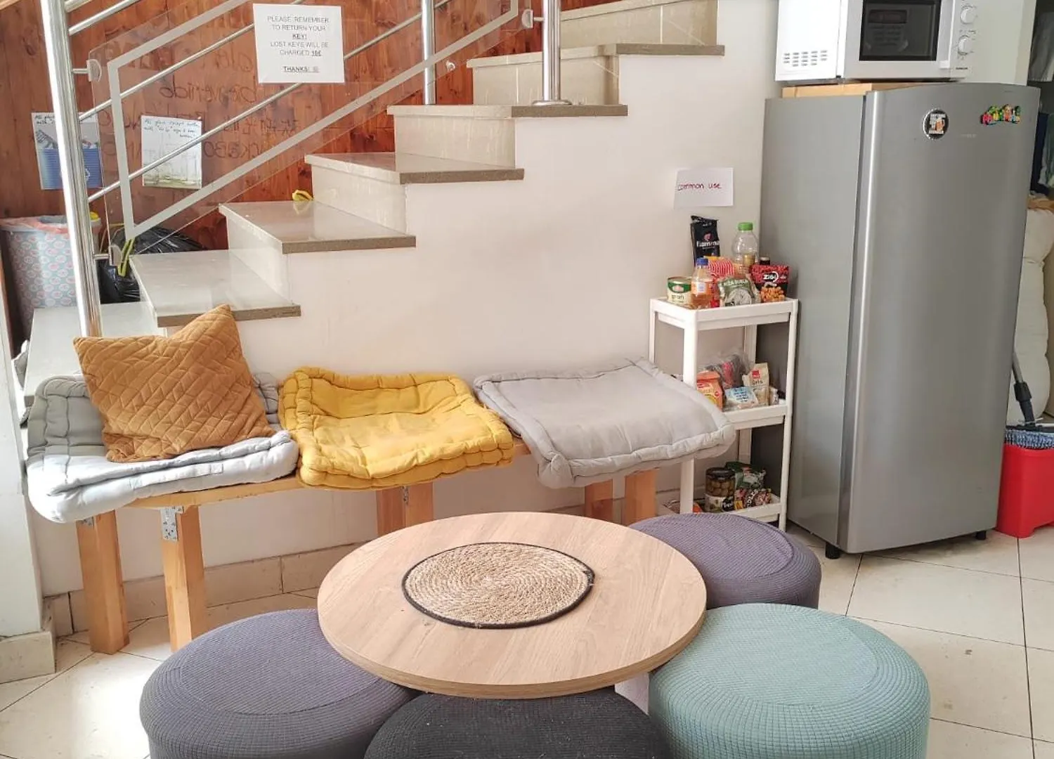 Split It Hostel